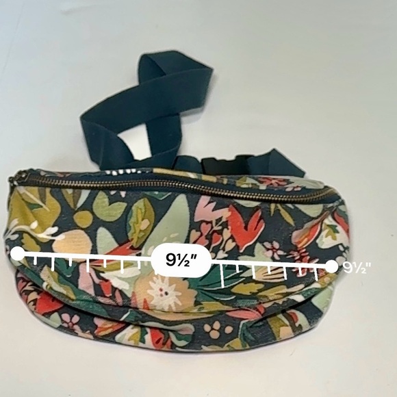 Danica Studio Superbloom Cotton Hip Bag - Picture 9 of 9